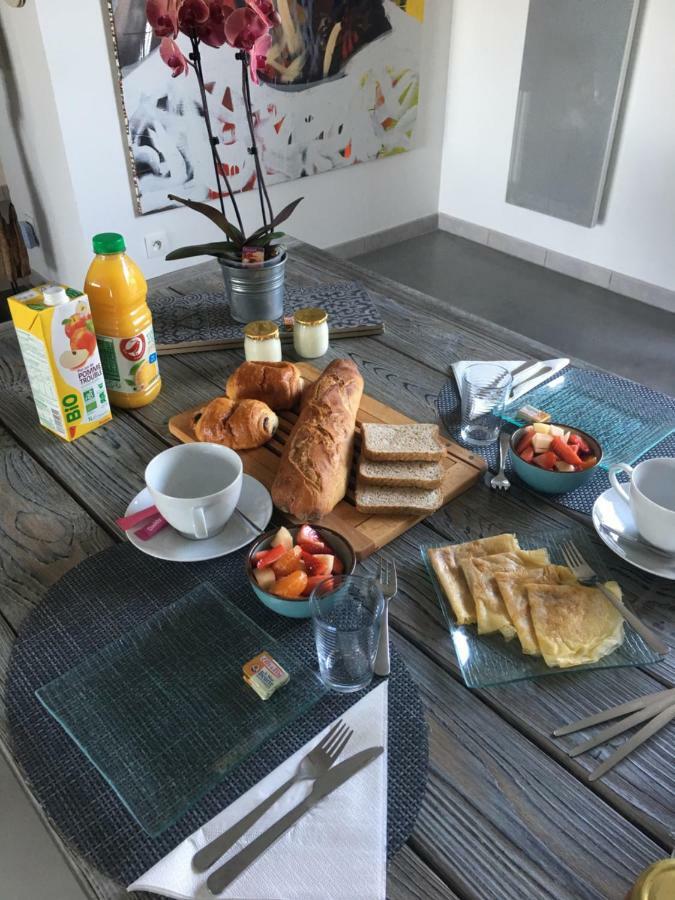 Maison Du Bois Breton Camblanes-et-Meynac Eksteriør billede